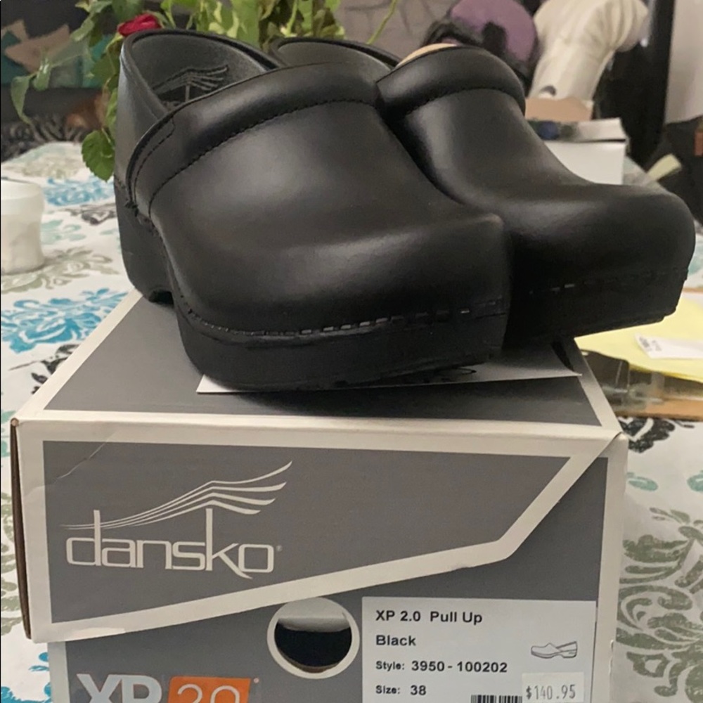 Dansko XP 2.0 size 38